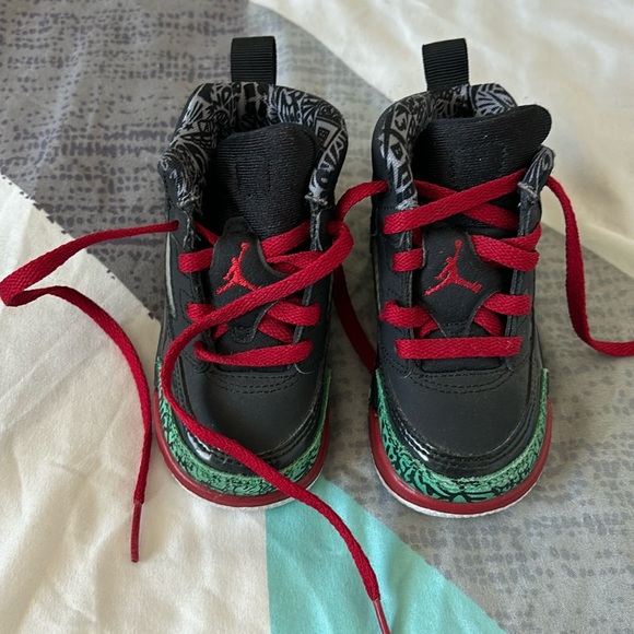 Toddler Jordans - Picture 1 of 4